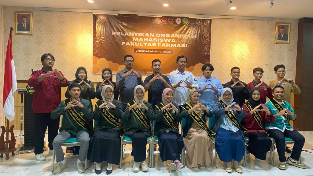 Pelantikan Organisasi Mahasiswa Fakultas Farmasi
